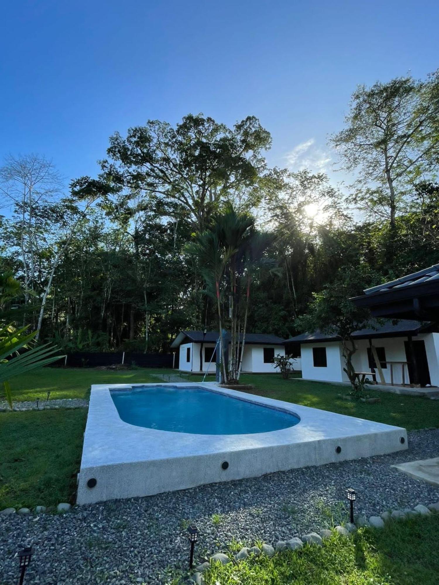 Bungalows Sloth Manzanillo  Exteriör bild