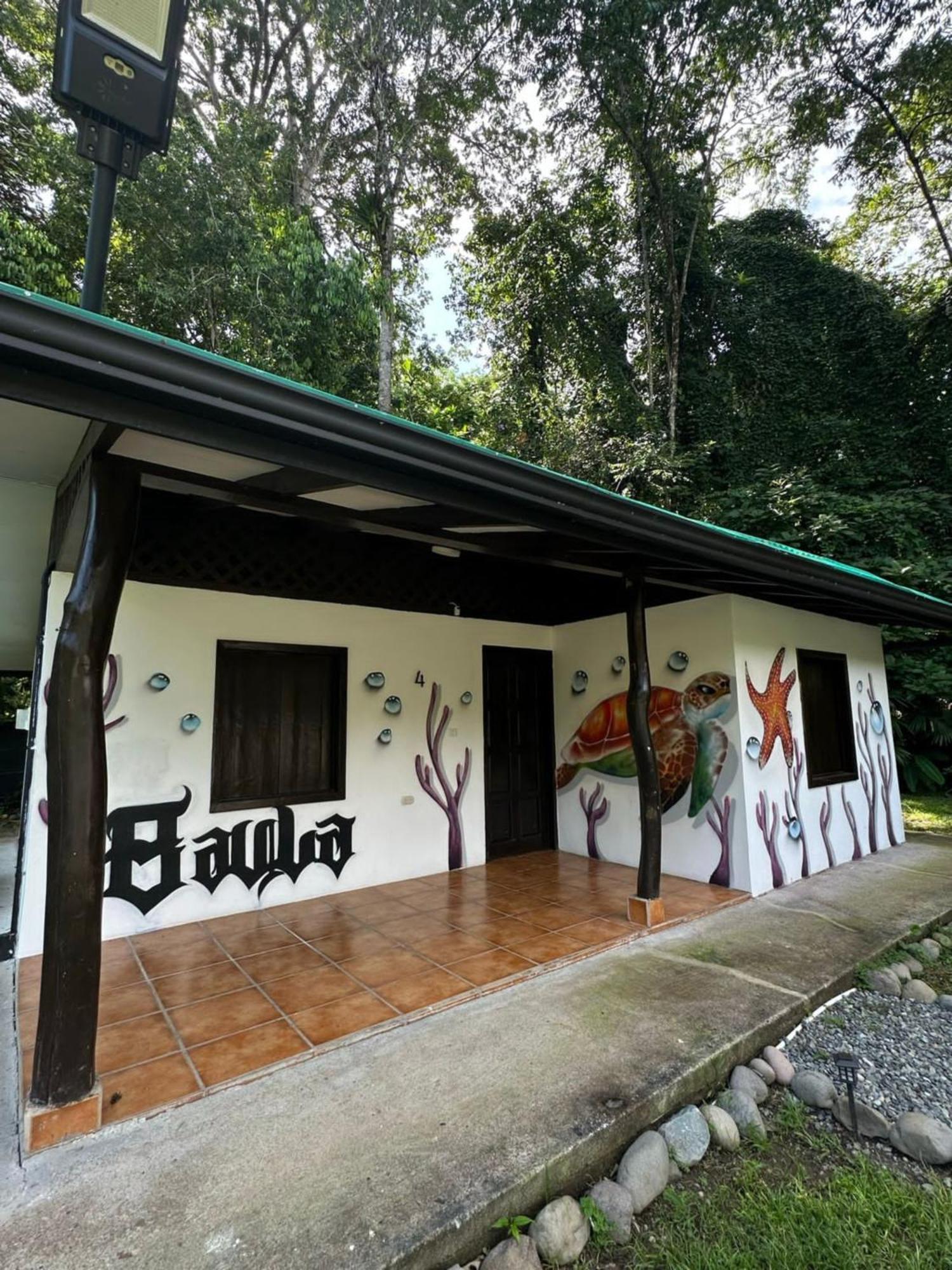 Bungalows Sloth Manzanillo  Exteriör bild