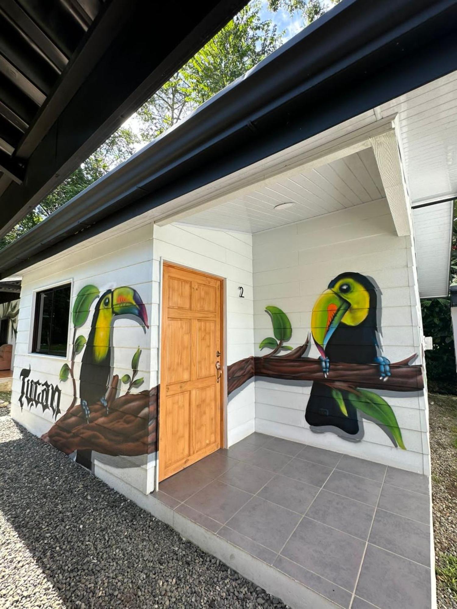 Bungalows Sloth Manzanillo  Exteriör bild