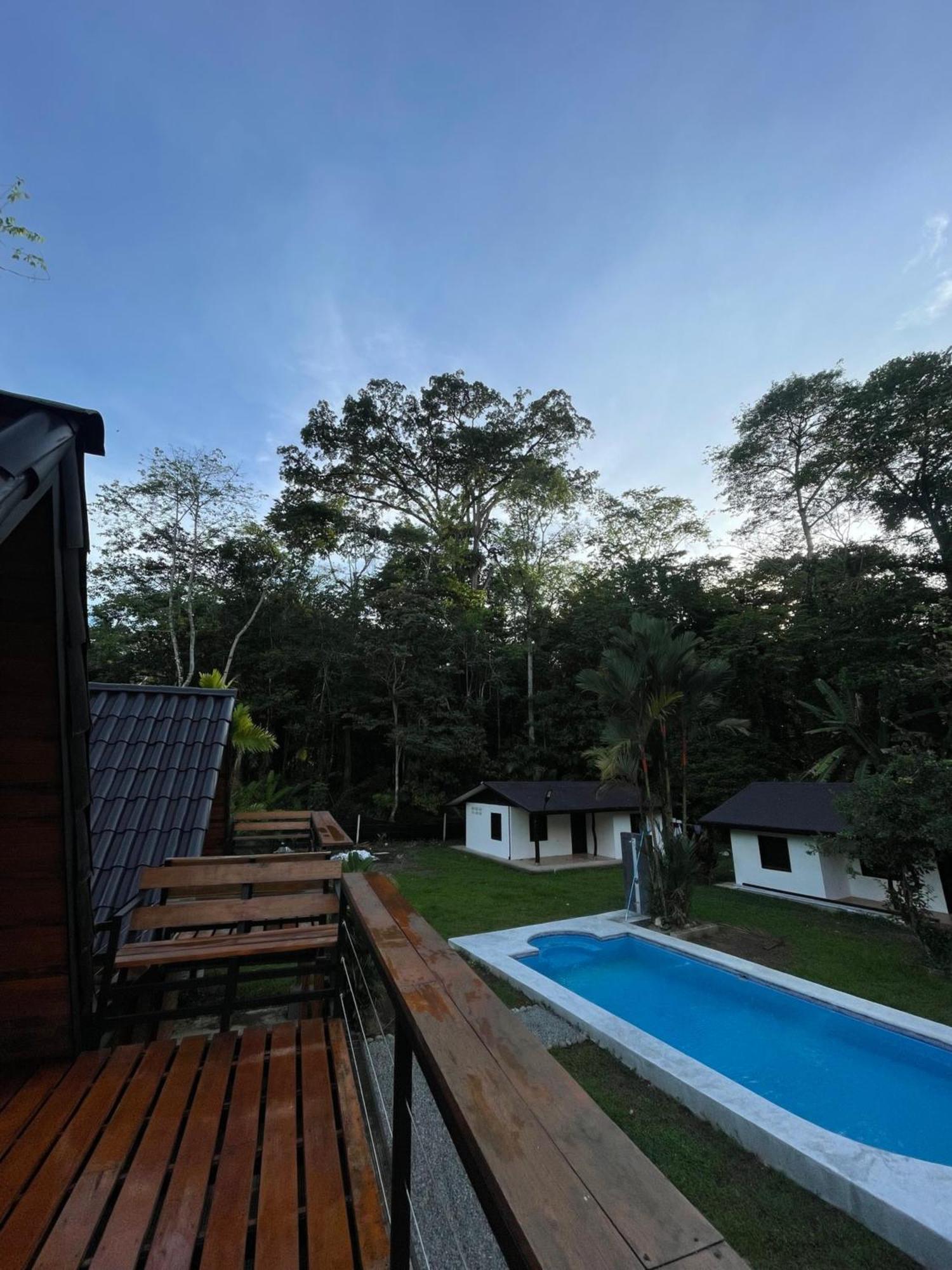 Bungalows Sloth Manzanillo  Exteriör bild
